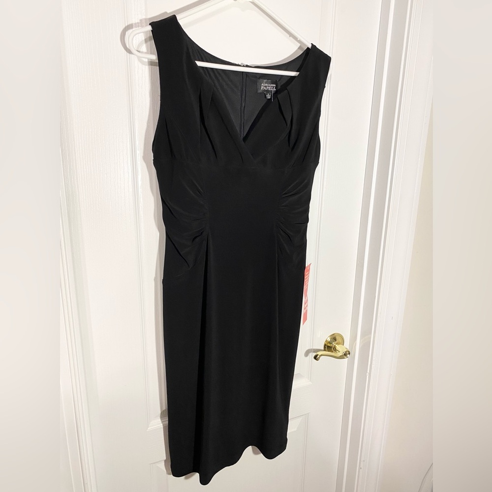 Adrianna Papell Ruched Side V-Neck Sleeveless Stretch Sheath Dress Black Size 4